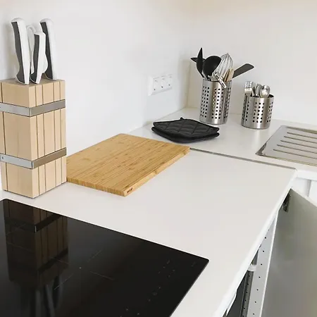 Modernes Serviced In - Komfort, Ruhe Und Optimale Ausstattung Fuer Geschaeftsreisende Und Urlauber شقة